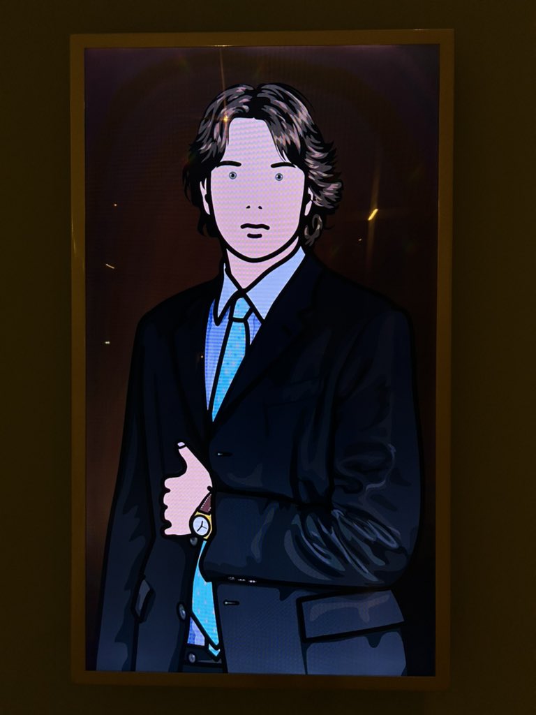 fix__on's tweet image. omg met Kris Guštin in museum of contemporary art 🤩