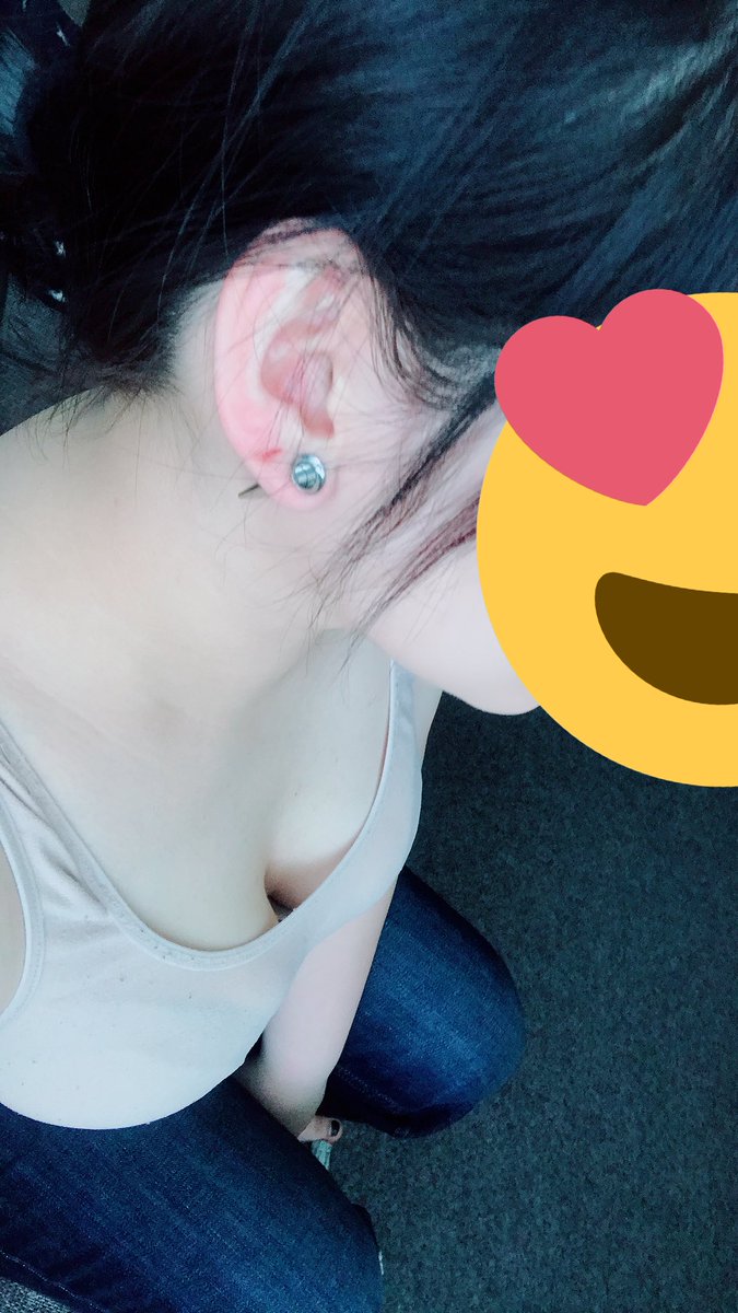 マン 凸してると、いつもム ラムラしちゃうんだよね💛

今、グチュグチュなんだぁ🫦
見る？😚