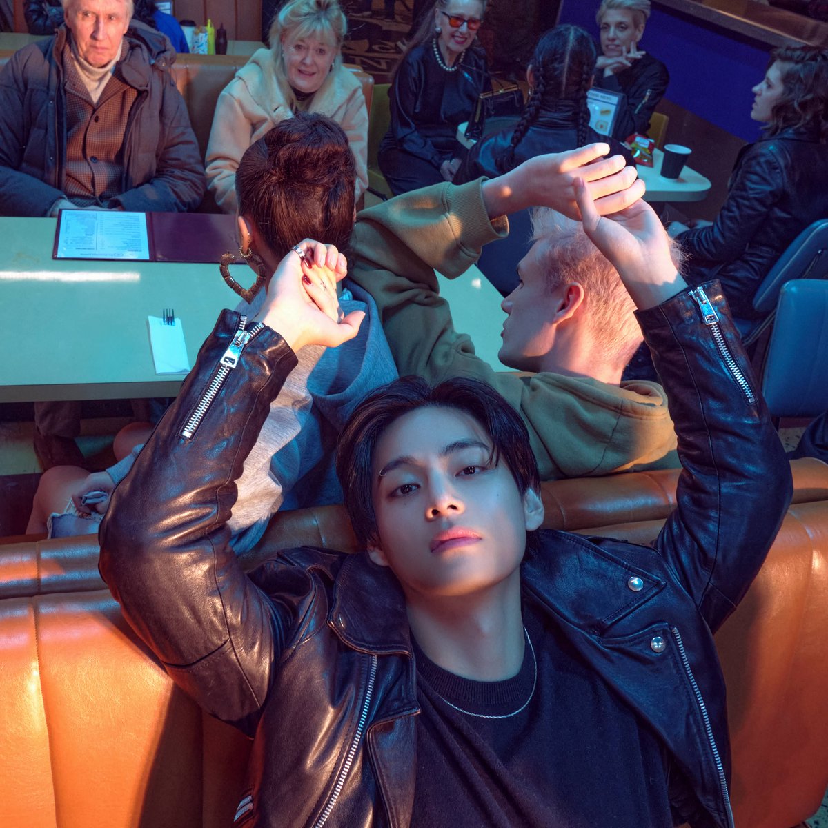 WORLDMUSICAWARD's tweet photo. #V unveils 2nd batch of gorgeous concept pics for his much awaited new single #FRI_END_S,  out March 15....👏🥈📸🎶💥3⃣/1⃣5⃣❤️‍🔥 👑💜 

FRIENDS BY V TEASER 1 
#FRI_END_S_TeaserVer1
FRIENDS IS COMING 
V IS COMING 
#V_FRIENDS 
#FRI_END_S #뷔 https://t.co/QMbwsInels