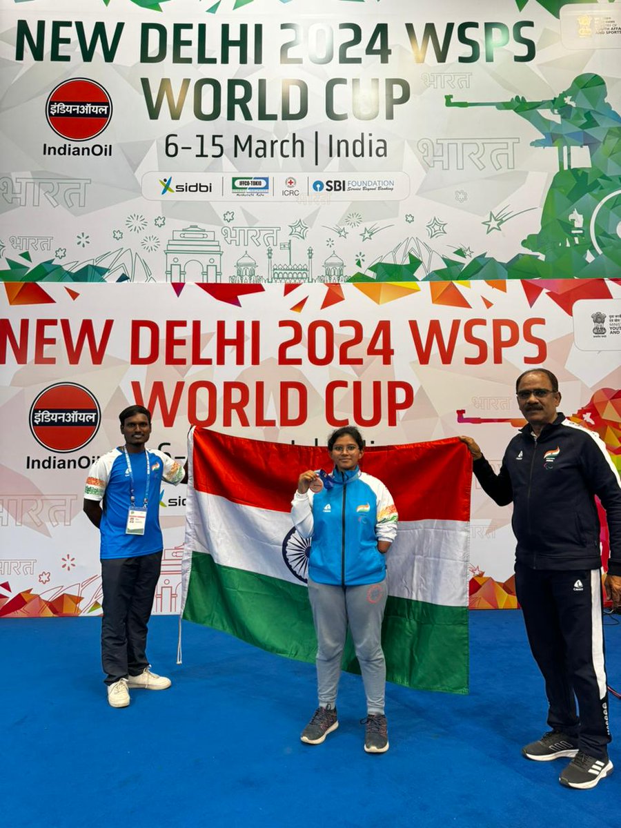 Congratulations to Km. Pavani (Class-11) student of #JNV Rangareddy, for winning Bronze in R11 Mixed Team at WSPS World Cup 2024. At just 16, she's made history as the youngest in world championship & brought 🇮🇳 first world cup medal in #ParaShooting. Kudos to AMF & #NVS RO Hyd.