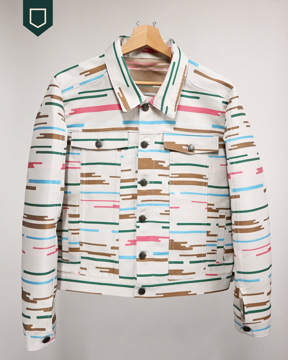 bendmaerschalck's tweet photo. ๐ฉท๐๐ฉต #handmade #sewing #jeansjacket https://t.co/MQuO5S3taB