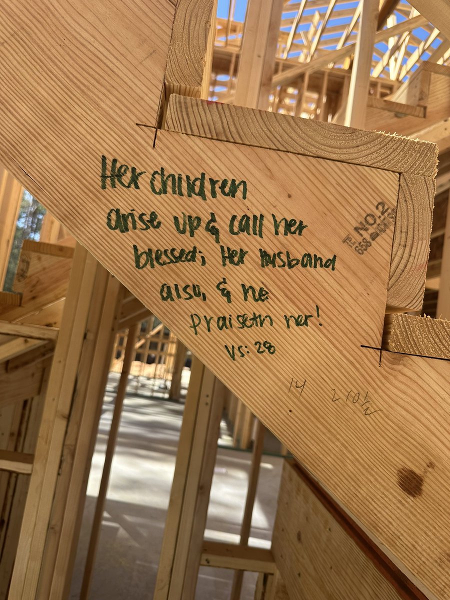 TAi_WHITE's tweet photo. Wrote the scriptures on the frame of our house 🥹🫶🏽🤍 https://t.co/2orHWsA8QD
