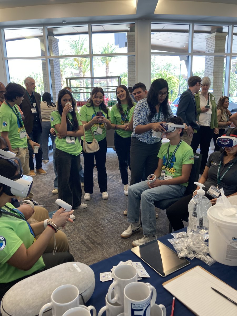 FAU Center for Urban and Environmental Solutions tweet media