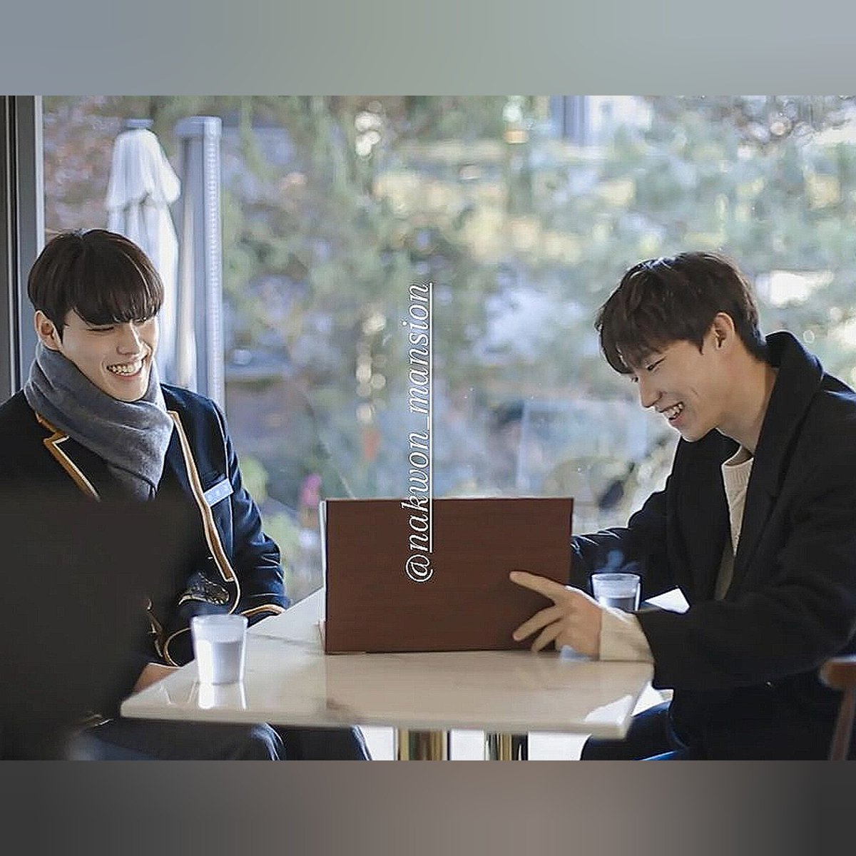 npblent's tweet photo. VÃO BARBARIZAR! Novo BL #GrayCurrents será estrelado por Lee Jaebin (#ChocoMilkShake) e Jang Wooyoung.
A produção acompanha um jovem que acabou de sair de um relacionamento e, passa a morar com outro rapaz por falta de opções. https://t.co/KcCHgbRwBJ