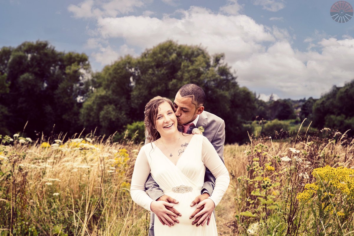 Love in the countryside … #photooftheday #photography #photographer #wedding #bride #groom #love #nature #cuddles #kisses #happyeverafter #newlymarried #couplesmoments #momentintime #drawingthelightphotography #happy #lovewhatyoudo #weddingphotography #weddingphotographer