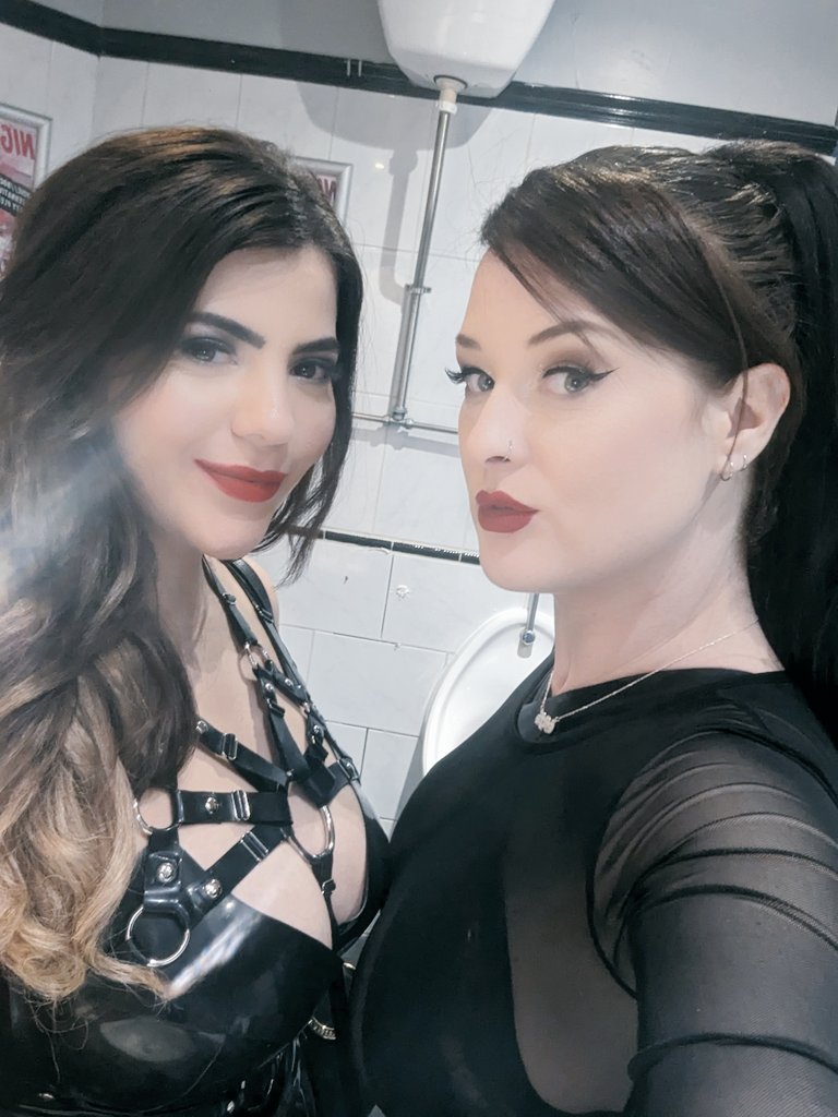 Glasgow - Double trouble ⛓️ @MissLadyLouisa 13-14-15 May Booking. & enquires: DianaVonRigg@gmail.com