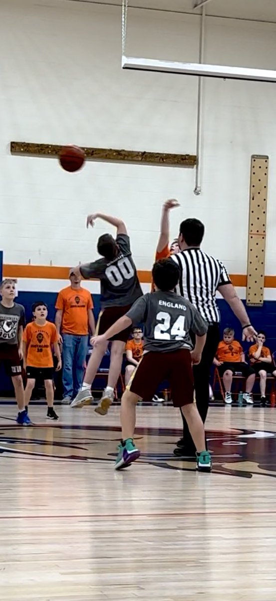 Braxtonhwright's tweet photo. 🏀 3-4 season🏀 https://t.co/bbUW9PhDcv