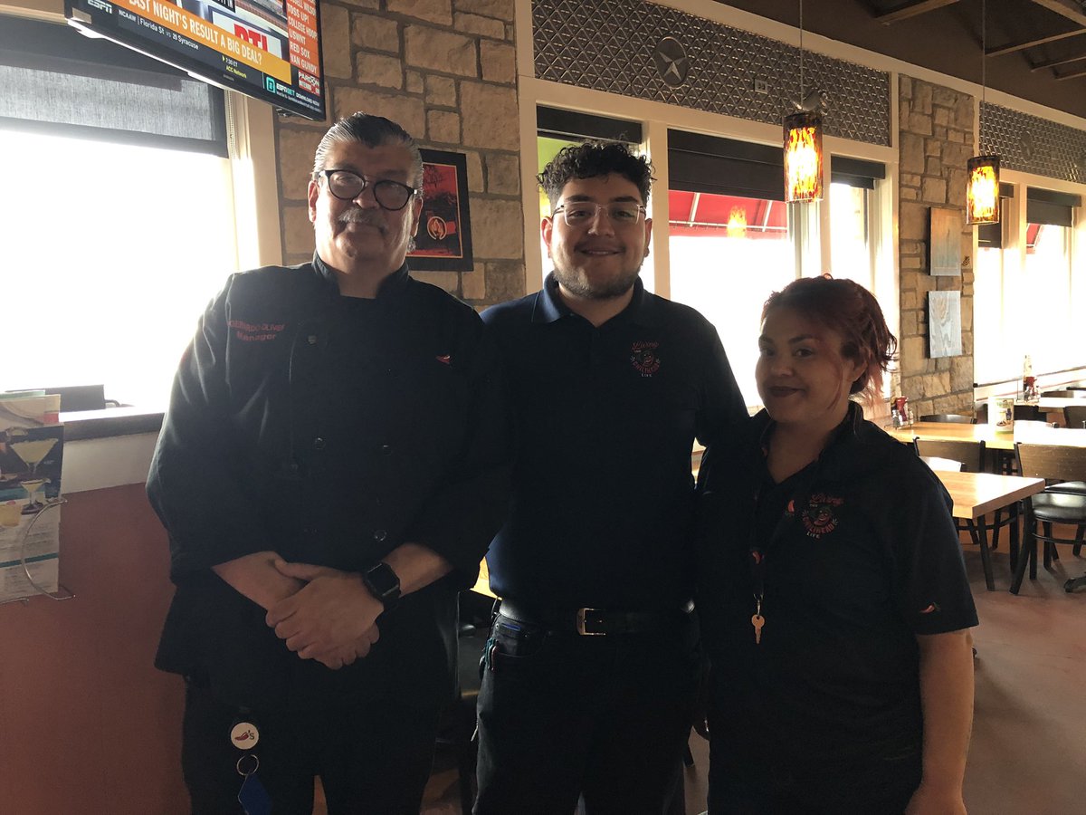 Our guests in Espanola won't stop telling me what a difference this team is making ❤️! And they’re leading the area in Margarita Madness! Could not be prouder. #chilis #chilislove @JBarraza6 @gerardooliver @train3rgirl