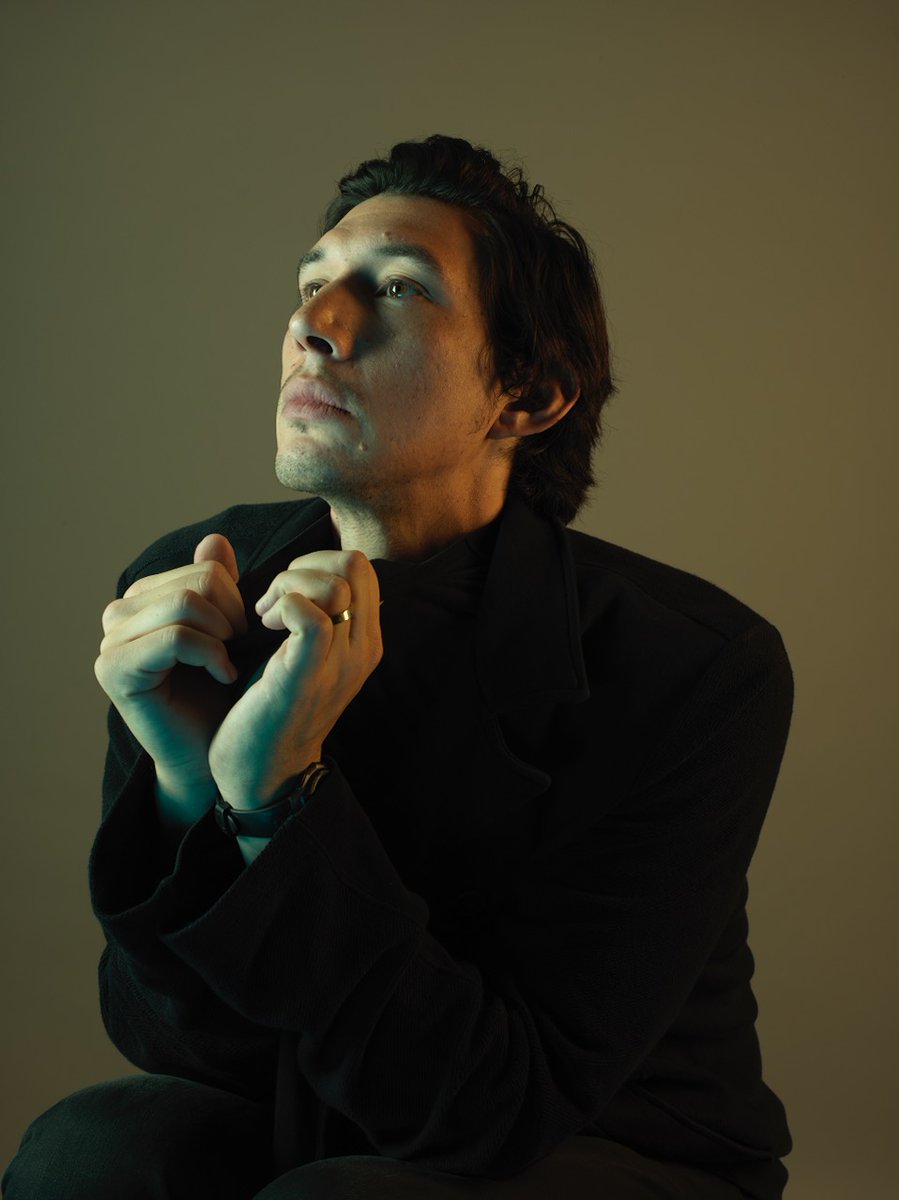 adamdriverarchv's tweet photo. 1/ NEW • Adam Driver 📷 by -ᴍᴀʀᴄᴏ ɢʀᴏʙ- for Time Magazine: The Genius of Star Wars Vol. 186 No. 24 — Published December 14, 2015. Taken October 25.

Magazine | Time | Photoshoot | 1K | 14.12.15 | 25.10.15 https://t.co/kEhvRr5zDu