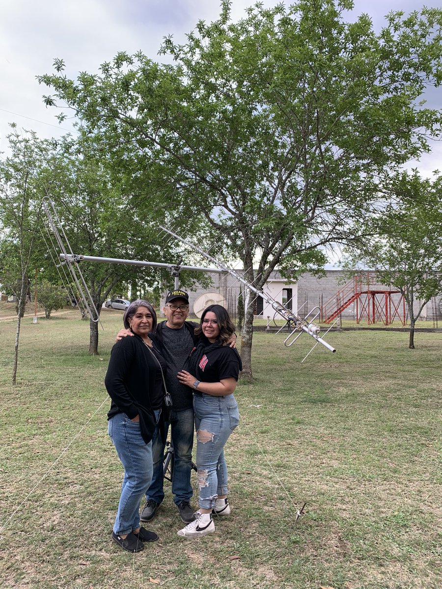 XE2AHN's tweet photo. I thank the stations that called us on yesterday's pass at GC 20:30z from EL05. If there were stations that for some reason we confirmed and did not hear the return, please send the data to upload to LoTW to my email. Thanks to all the participants it was very fun. https://t.co/RG1D3Brwsj