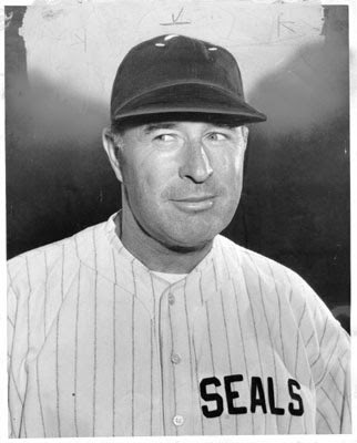 VinLospinuso91's tweet photo. @billjamesonline Lefty OโDoul belongs in the HOF!
#Pioneer #GameGrower #Japan #FullCareer #International
See more contributors w/ #BigHall https://t.co/GmpODWdt11