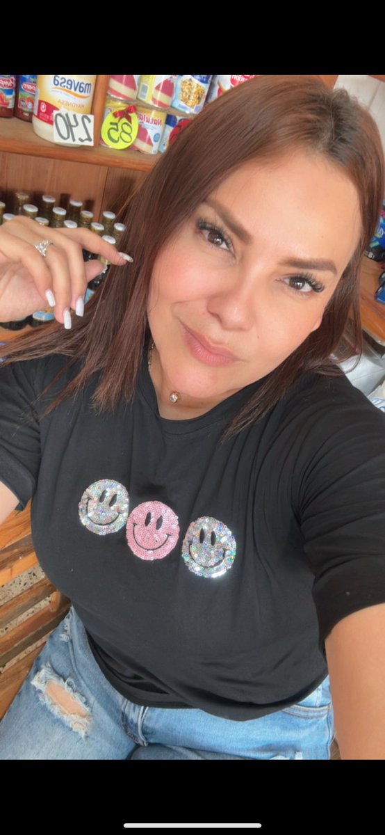 ZULYMARTINEZ's tweet photo. Hoy es Domingo y si no trabajo me enfermo 😂🤪 q locura per a veces necesito descansar 💙 https://t.co/LfAbPyXtCR