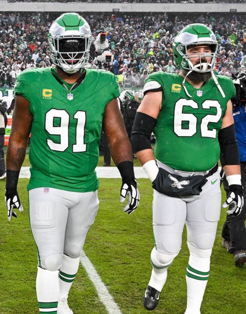 Bussin' With The Boys on X: "Fletcher Cox announced that he is retiring after an amazing 12-year career for the Philadelphia Eagles. Cox joins Jason Kelce in retirement and that means this