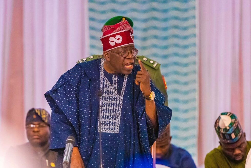 NASPC1952's tweet photo. PRESIDENT TINUBU, SAVE NIGERIA FROM KIDNAPPERS
Available records indicate that President Tinubu’s administration has abysmally failed in protecting and defending Nigerians from criminal elements.
https://t.co/tSgodmh4Li
#NASPC1952
#AgainstImpunity
#PressRelease https://t.co/u6VeSauPIz