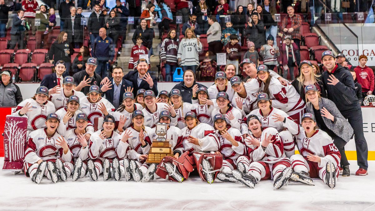 𝟒𝐏𝐄𝐀𝐓 🏆🏆🏆🏆 Congrats to @ColgateWIH on earning their 𝐟𝐨𝐮𝐫𝐭𝐡 consecutive ECAC Hockey title. #GoGate