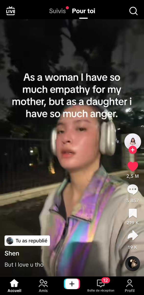 Fionartemys's tweet image. Je veux pas croire que c'est pas une expérience universelle