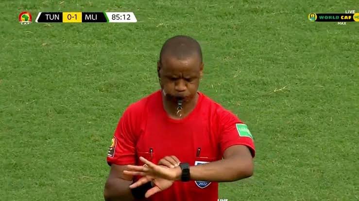 clementmanoko's tweet image. #LIVMCI