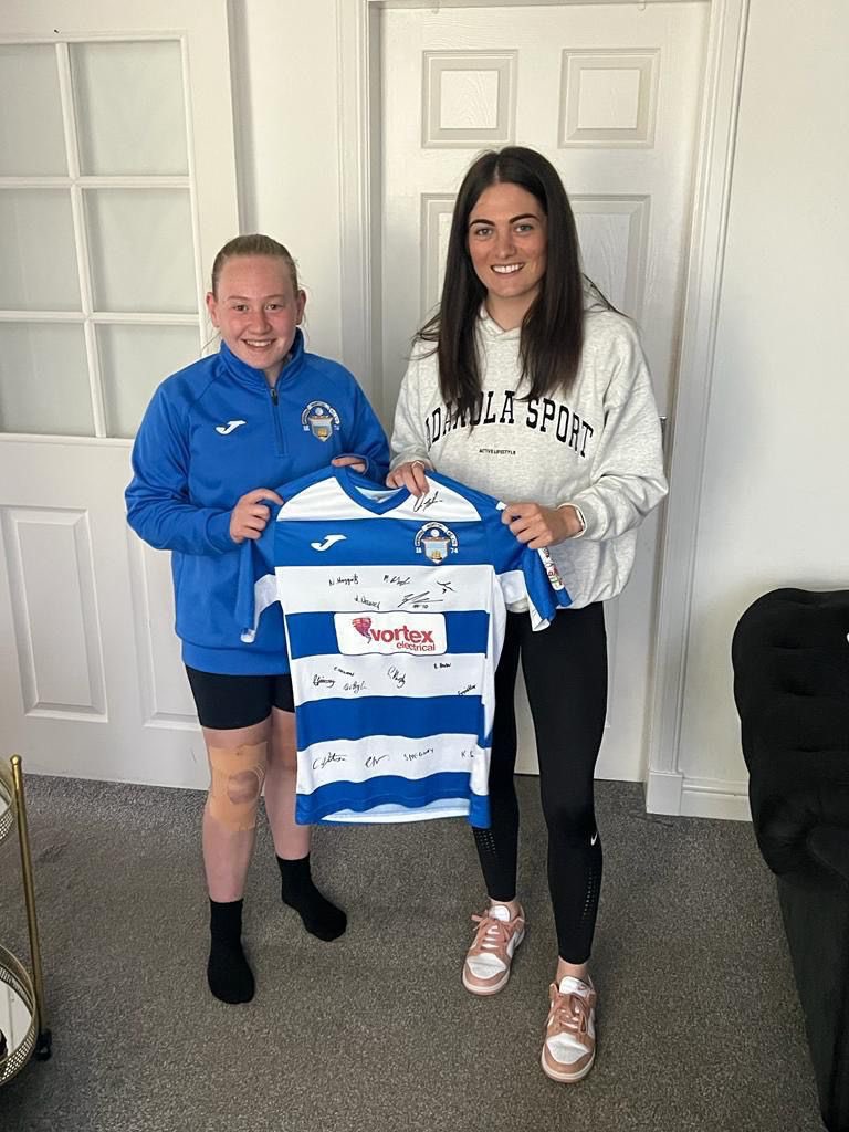 1️⃣0️⃣0️⃣

Congratulations to <a href="/LauraDarroch/">Laura</a> who made appearance number 100 today💙

A player who has came through the <a href="/MortonCommunity/">Morton in the Community</a> pathway and coached the next generation across the Inverclyde community 👏

Well done, Laura 🤝