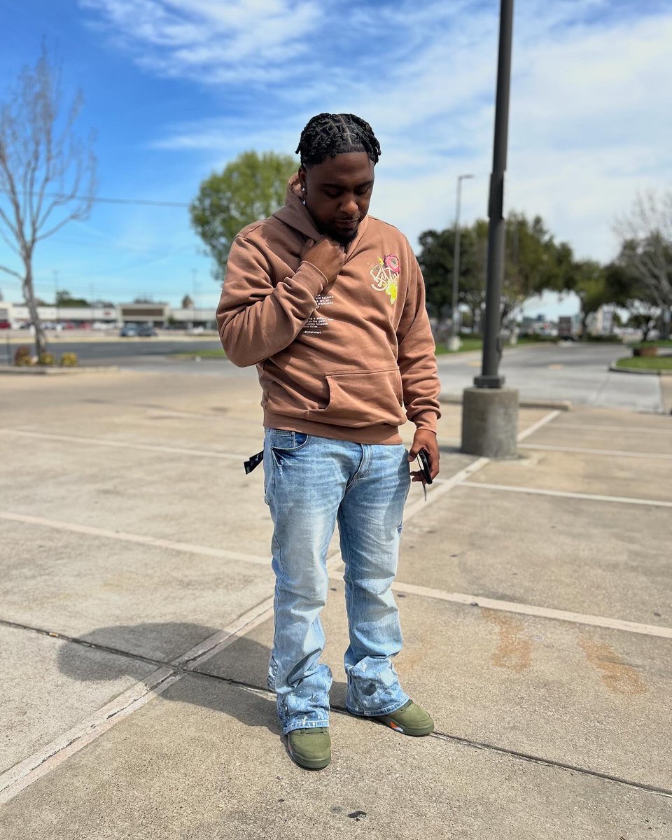 lilyawkwill's tweet image. Fuck all my problems I know God gon get me through✝️❤️‍🩹❗️

He had snitched to kut his time boy I’ll never feel like you 🙅🏽‍♂️🐀❗️