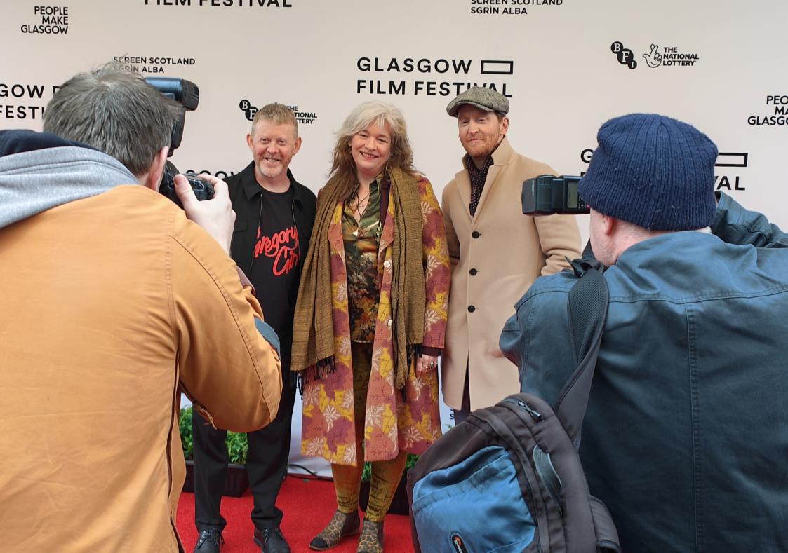 markcousinsfilm's tweet photo. 30 year anniversary of Shallow Grave @glasgowfilm 
The brilliant @KerryFoxActs @colinmccredie @TonyCurran69 
The landmark Scottish film is still a Coen flavoured dazzler. https://t.co/FY8EIe5D1Z