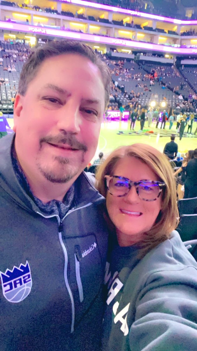 Sunday Funday Date! Let’s go, Kings! #LightTheBeam