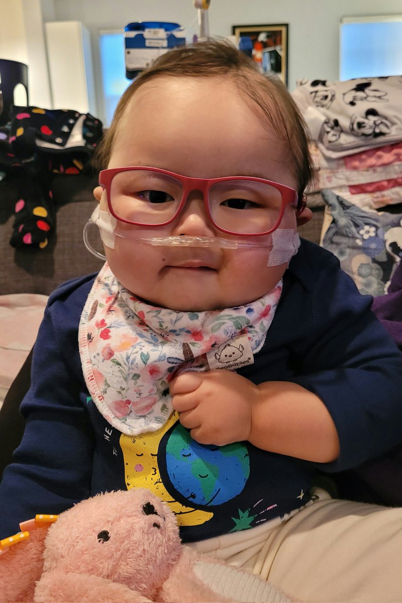 Someone wears glasses now!

#warriorprincess #cancersurvivor #ilooklikemydad #specs #glasses