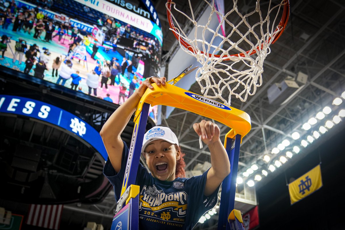 -ACC Rookie of the Year
-ACC Defensive Player of the Year
-ACC Tournament MVP
-On pace for highest scoring season (23.3 ppg) in Notre Dame history
-Leads nation and set Irish single-season record with 147 steals

More to come in NCAA Tournament.

FRESHMAN Hannah Hidalgo, y'all.