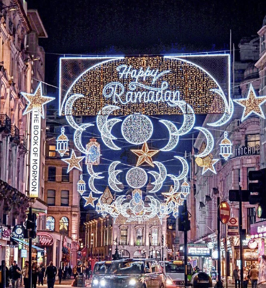 To our Muslim brothers and sisters, we hold you in our thoughts and prayers at the start of this #Ramadan. We hope it will be a month of nourishment and growth. Ramadan Mubarak! 🥰