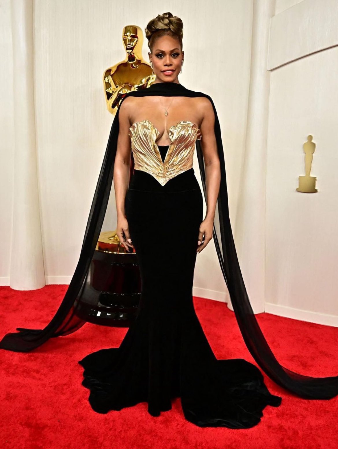 Black Girl Nerds on X Laverne Cox who is hosting the E Live from the red carpet is on full glam tonight Oscars https t t8z6JmD9lU X