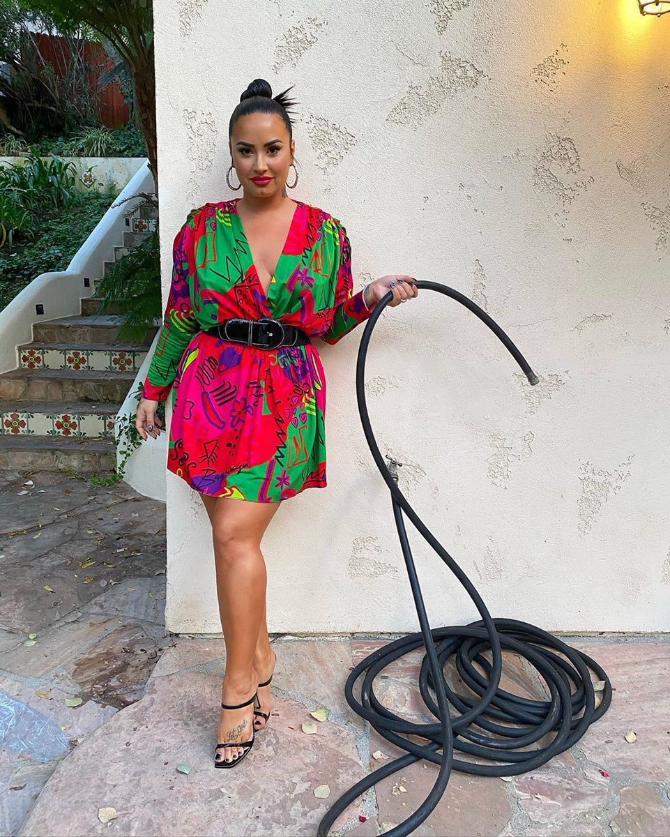 Lucille levando sua mangueira no #BaileVogue