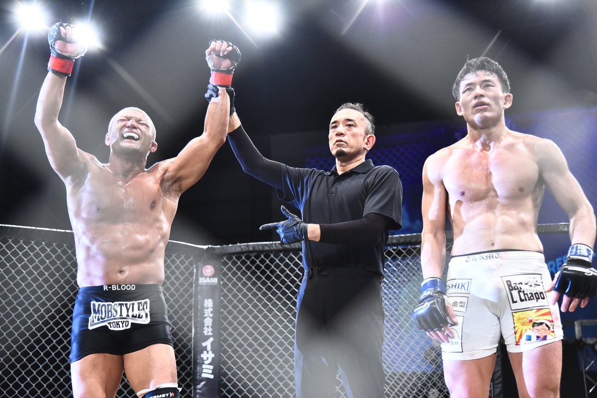 Nob_yasumura's tweet image. 昨日はGRACHAN撮影でした。櫻井隆多選手、本戦終了と同時に勝ちを確信し、「長く続けてきて良かった！」と叫んだ。52歳での戴冠。おめでとうございます！　やり続けることの大切さを改めて感じさせられた試合でした。＃GRACHAN