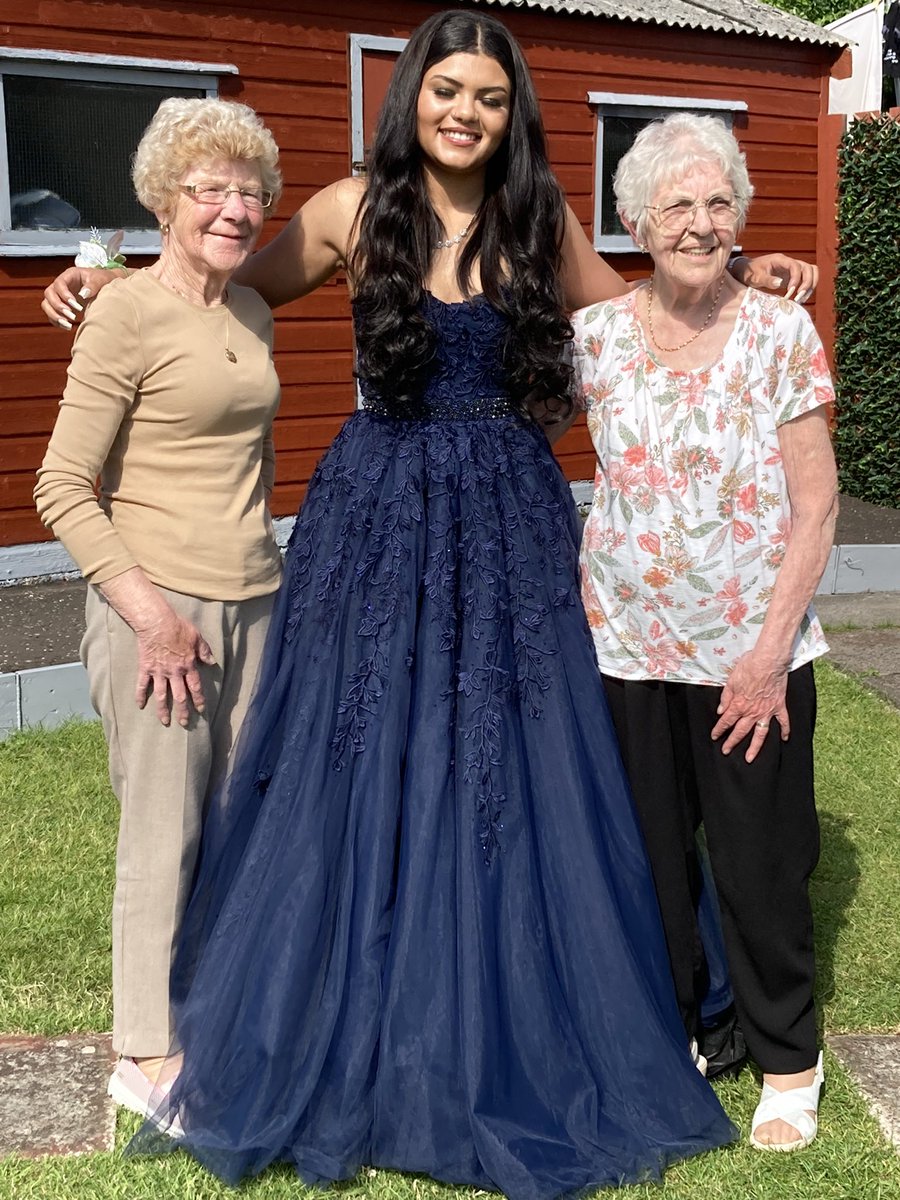 WFamilee's tweet photo. Thank you to my two amazing girls for my mother’s day love, appreciation and gifts! You are my absolute world! Happy mother’s day to my beautiful selfless mum who I’m so lucky to have. And to the next special lady who is my mother in law and my girls number 2.❤️❤️ https://t.co/yOcHUNkRB2