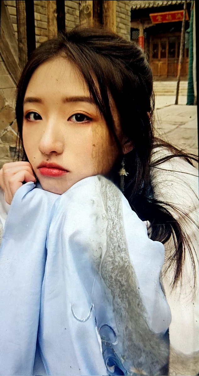 #射屏 #意淫 #鹿小草
草子哥什么都挺好的，可惜就是一直不火，白色的背景真的是射屏最佳搭档。