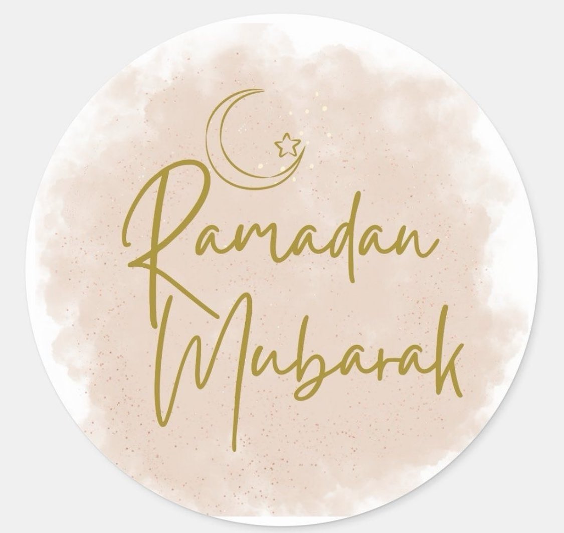 Dat het een maand van bezinning, loutering en verbinding met onze naasten mag zijn voor een ieder die deelneemt. 

Ramadan Mubarak.
Hayırlı Ramazanlar.