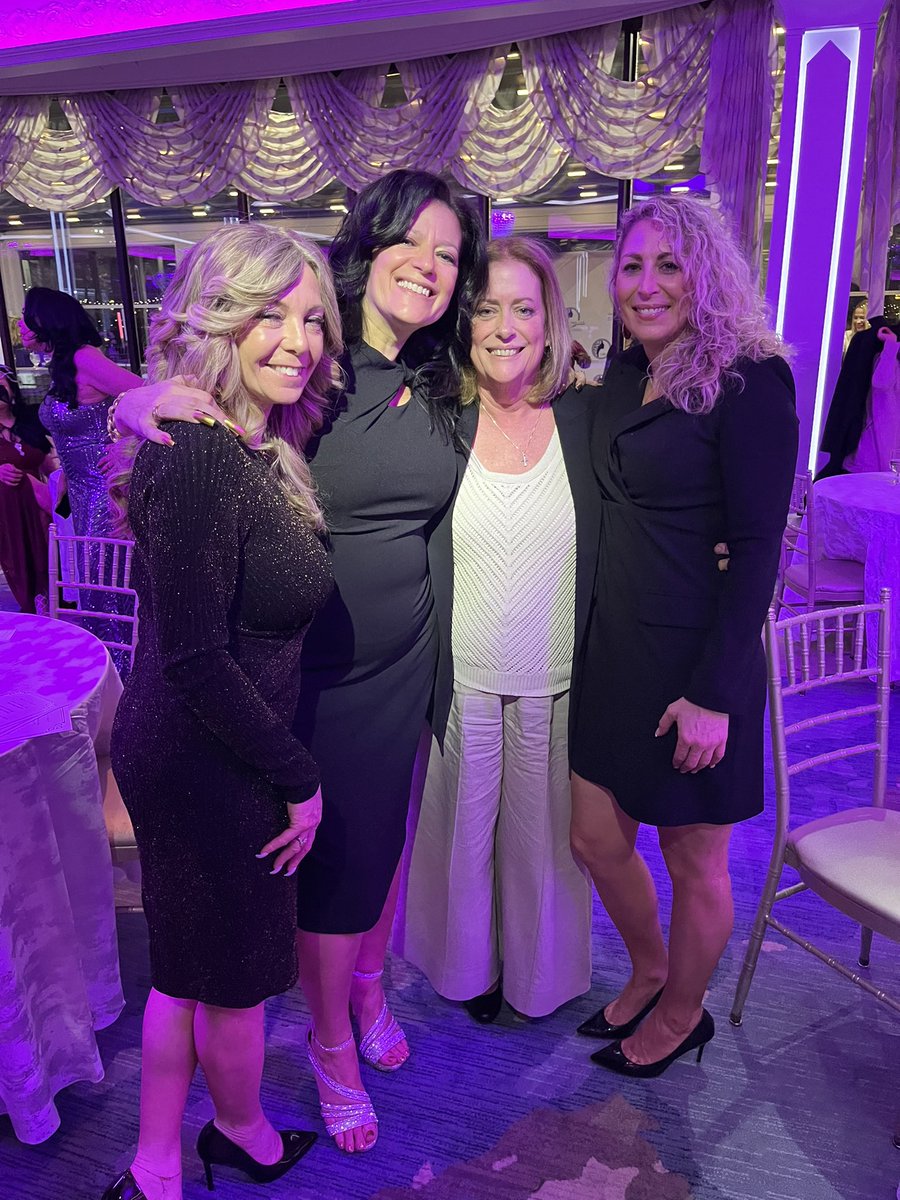 Women Excelling In Leadership tweet media