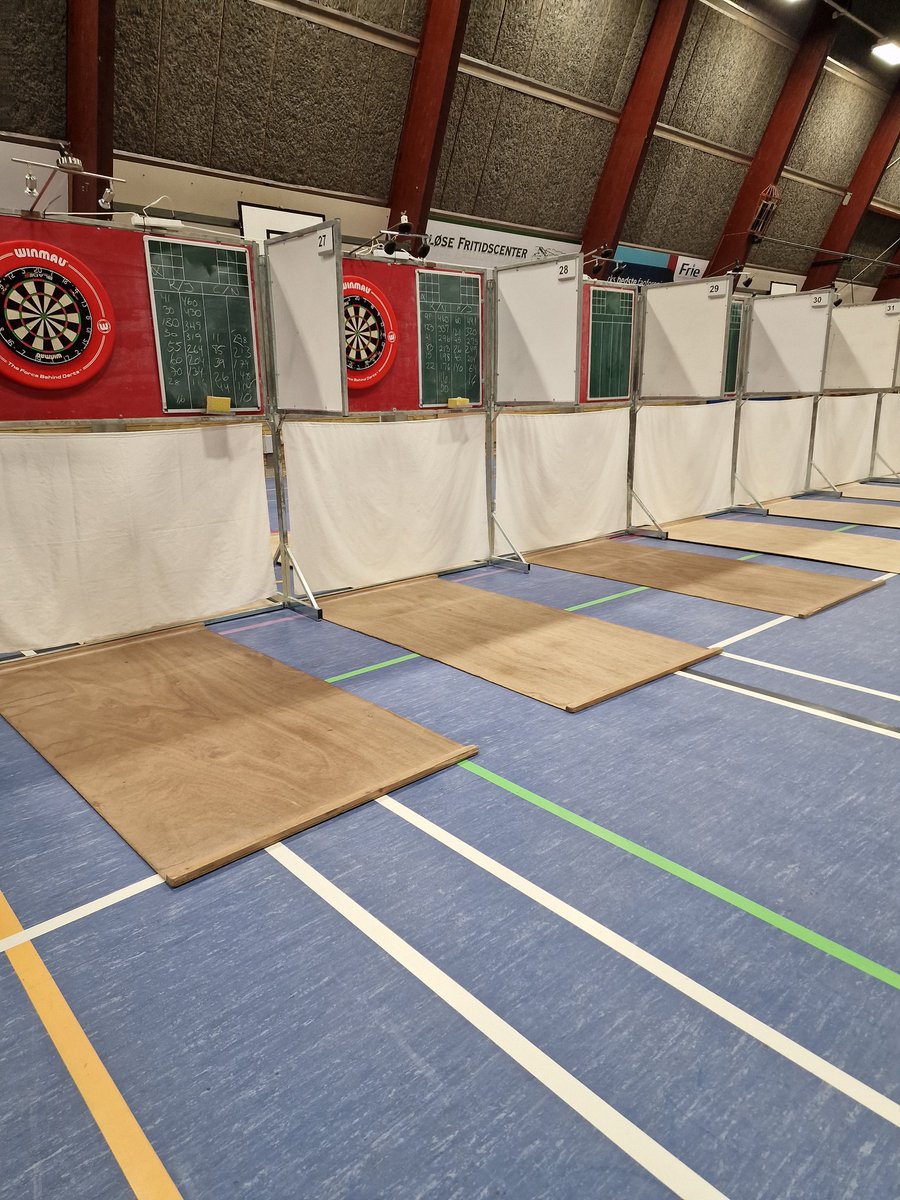 brianronnow's tweet photo. Weekenden stod på Sjællands mesterskab i dart.
Jeg er godt tilfreds med weekends resultater fra egen side.
Jeg kom længere end forventet og jeg fik også svar på hvor jeg skal holde fokus på min træning. 
💪💪🎯🎯

#darts #dart #danskdart https://t.co/Dy5tCNVmcT