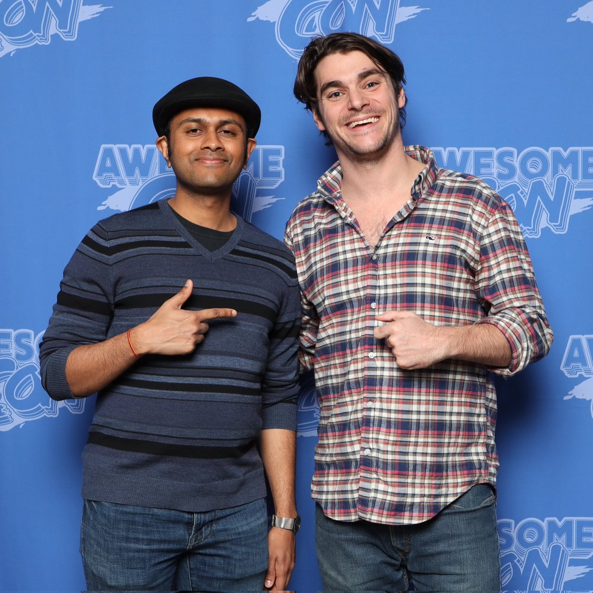 jeevzb90's tweet photo. Walter White Jr. @RjMitte #jeevzb #walterwhitejr #rjmitte #breakingbad #actors #awesomecon #washingtondc https://t.co/q88wVejYGG
