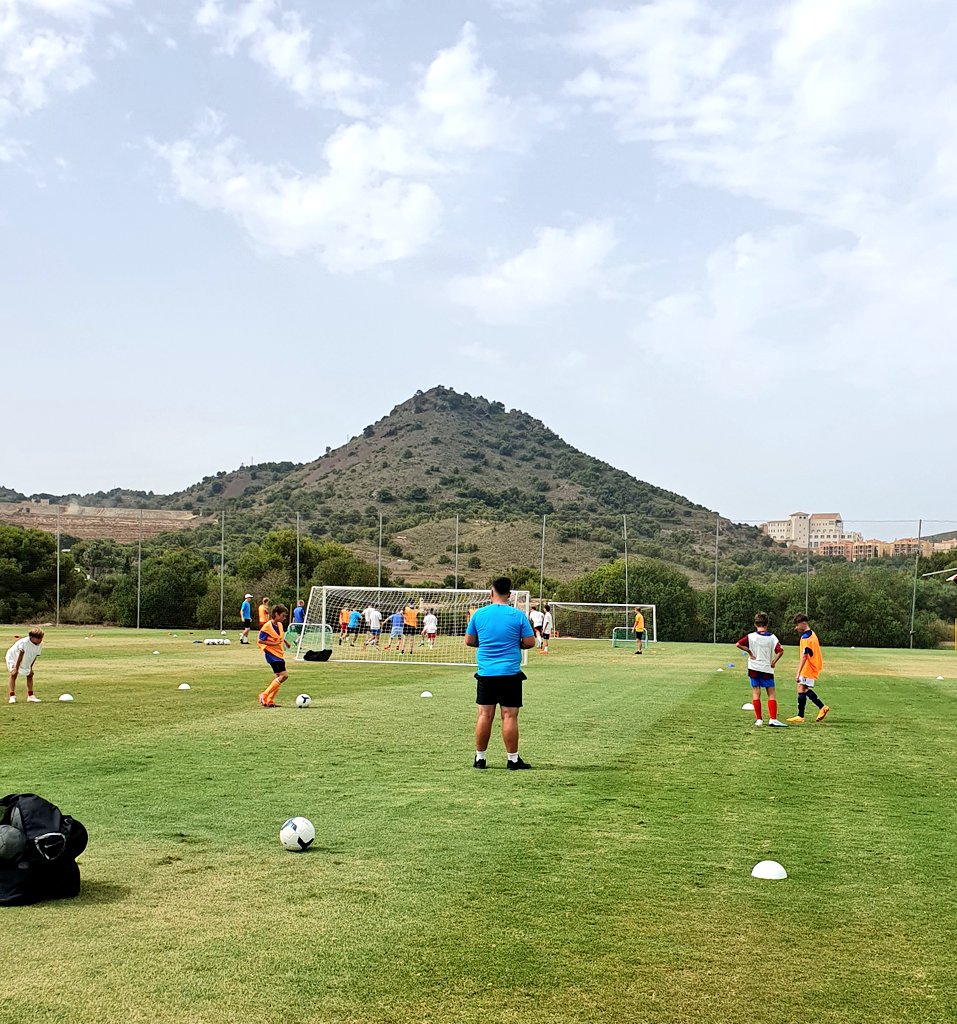 Harry J. Cosson tweet media