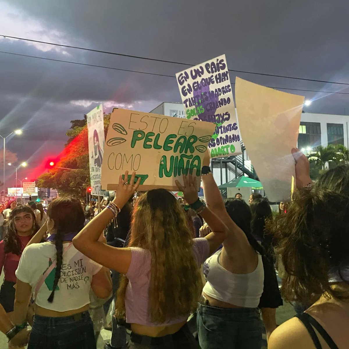 FEU Colombia. tweet media