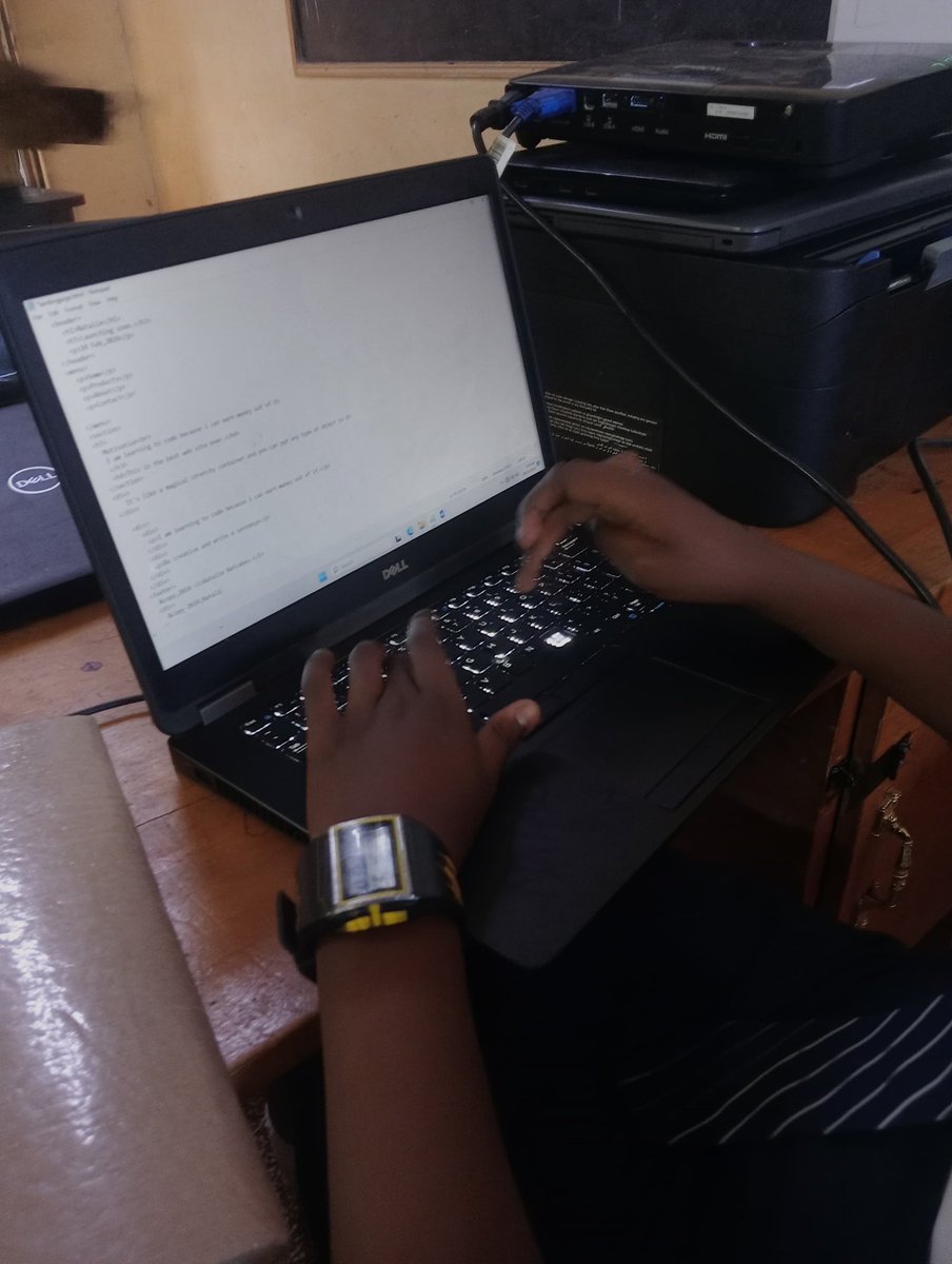 calcin_04's tweet image. 🚀 @codejika weekend highlight! 🖥️ Deep-dive into coding basics – a thorough recap of HTML structure and CSS rules. Introduced class selectors, delved into divs, and unraveled the secrets of the CSS box model. Empowering future coders! 💻🌐 #CodeJika #HTML