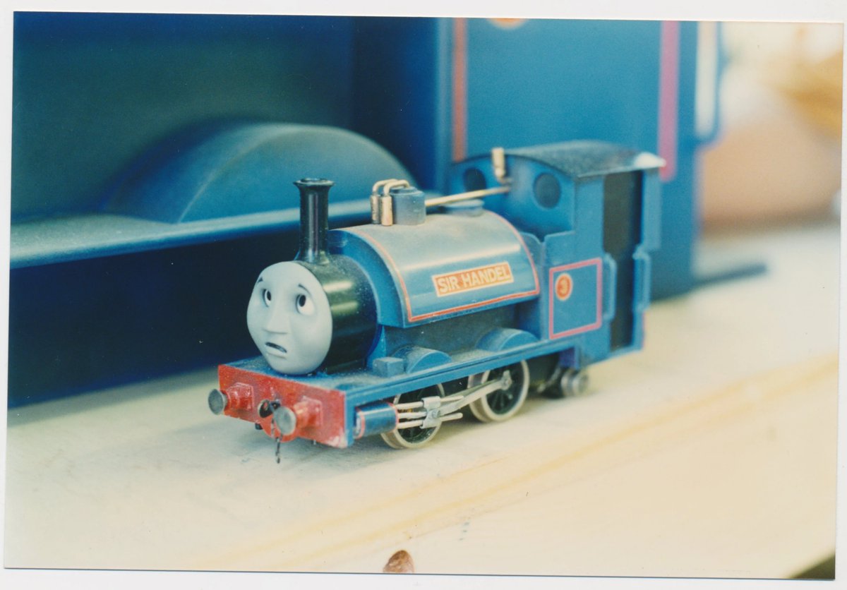 Thomas & Friends Behind the Scenes Out of Context (@tafbtsooc) on Twitter photo 