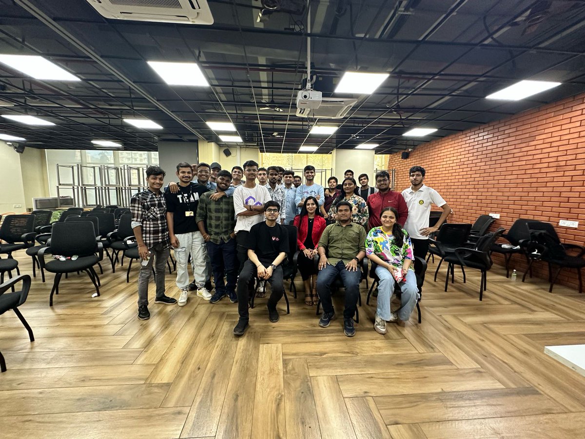 TPGmumbai's tweet photo. Hosted Aleo Zk Meetup Mumbai Edition with guest speaker
@laishawadhwa
Covered concepts from Basic of web3 to Zero-knowledge concepts & Aleo
@PhoenixGuildHQ
@AleoHQ
#Aleo #zkwithTPG #zkMeetup https://t.co/ZWZ5B2AQaq