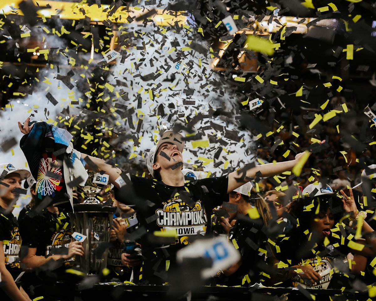 IowaWBB's tweet image. 𝟯-𝗣𝗲𝗮𝘁. 

@CaitlinClark22 x #Hawkeyes