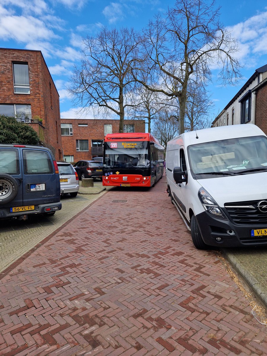 Ed Bakker (@geuzenbuurt) on Twitter photo Verkeerde afslag,foutje bedankt #geuzenbuurt <a href="/GemeenteHsum/">Gemeente Hilversum</a> Verkeerde afslag,foutje bedankt #geuzenbuurt <a href="/GemeenteHsum/">Gemeente Hilversum</a>