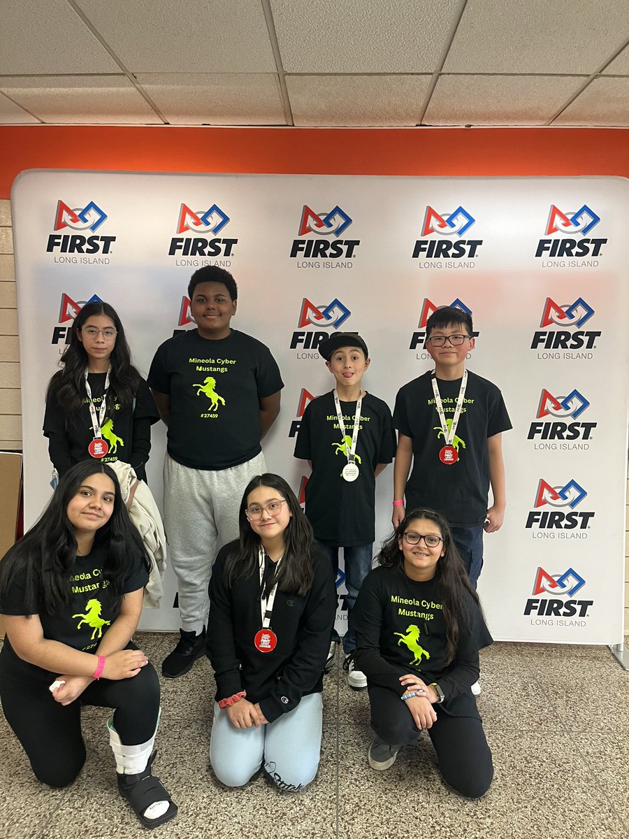 Mineola Fab Lab tweet media