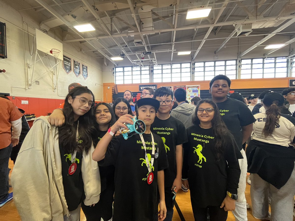 Mineola Fab Lab tweet media