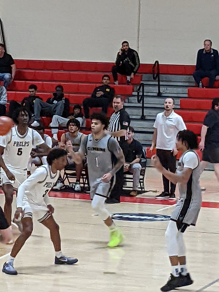 The Player who stood out the most for me was 6'7" Jamil Miller #1 of Combine Academy as the Spokane, WA native was tremendous in both games I saw making shots, running the floor and exploding to the basket for some hellacious dunks that defied the laws of gravity.