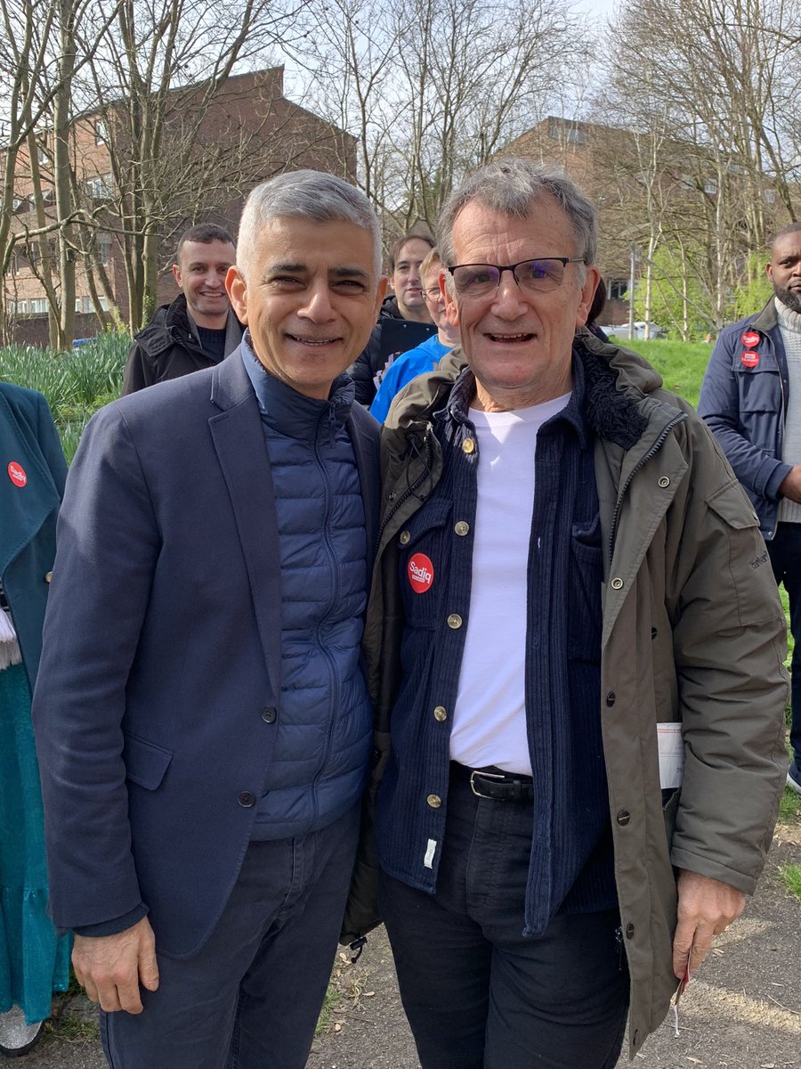 Canvassing with @SadiqKhan in Hillrise Islington- very favourable welcome on the doorstep. #onyourside Go @IslingtonNorth