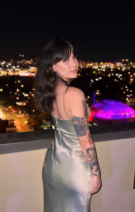 last night🌙 https://t.co/KTIsQiRoYt