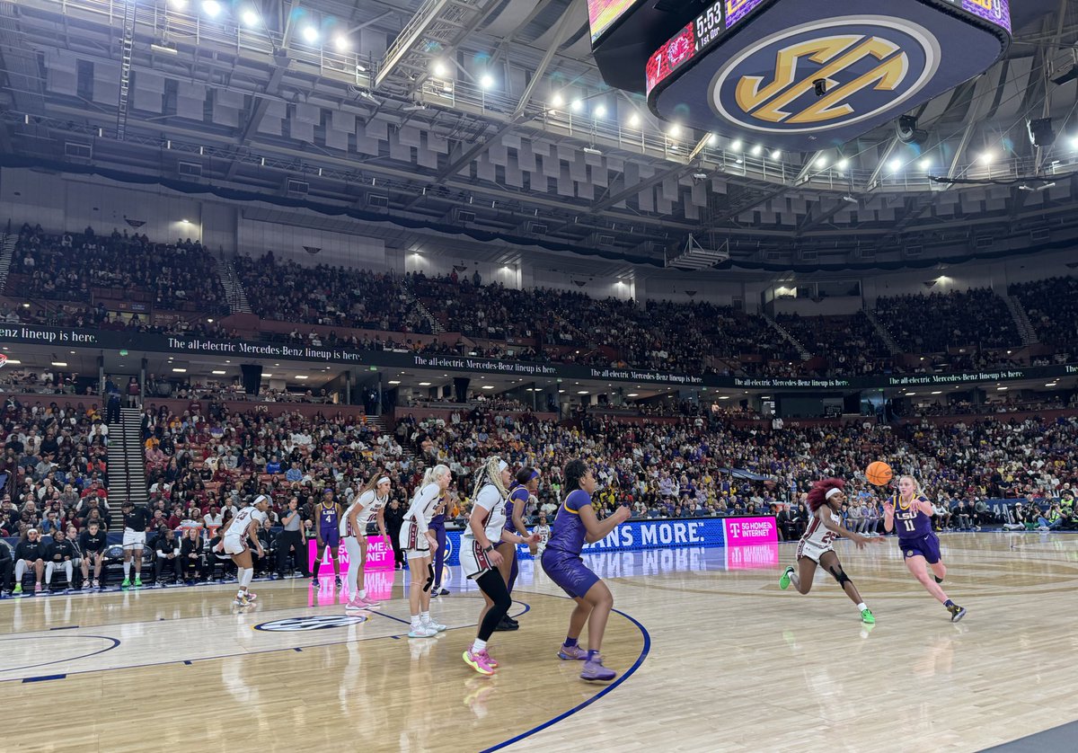 GregSankey's tweet image. Championship Sunday coming at you in the @SEC with @LSUwbkb and @GamecockWBB! #HighLevel